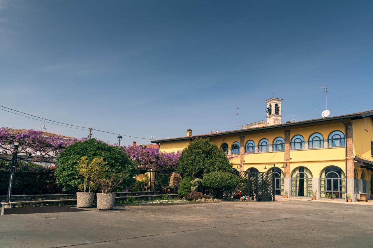 Il Glicine B&B Ristorante Cazzago San Martino Luaran gambar