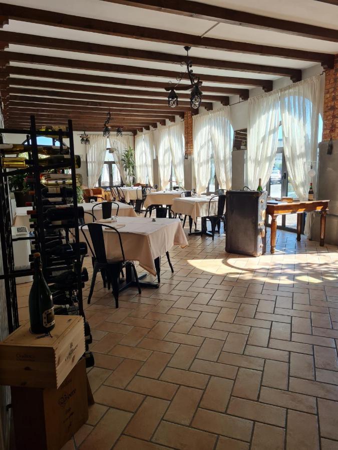 Il Glicine B&B Ristorante Cazzago San Martino Luaran gambar