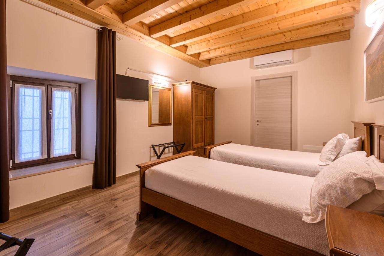 Il Glicine B&B Ristorante Cazzago San Martino Luaran gambar