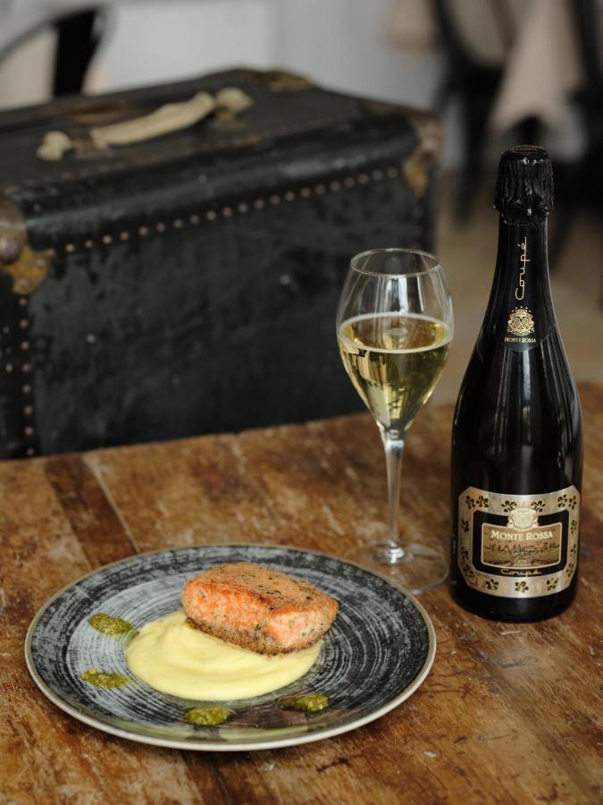 Il Glicine B&B Ristorante Cazzago San Martino Luaran gambar
