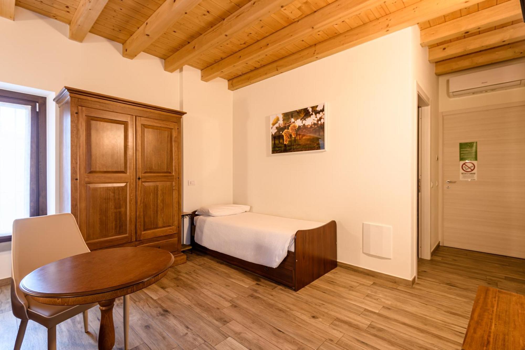Il Glicine B&B Ristorante Cazzago San Martino Luaran gambar